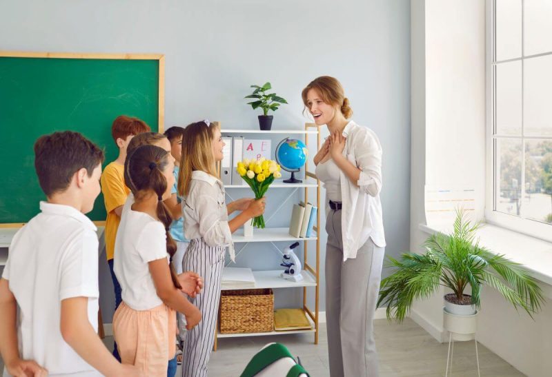 Cadouri pentru educatoare- un gest de recunoștință și apreciere