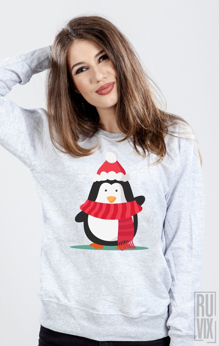 1. cadouri de craciun pentru familie - bluza pinguin