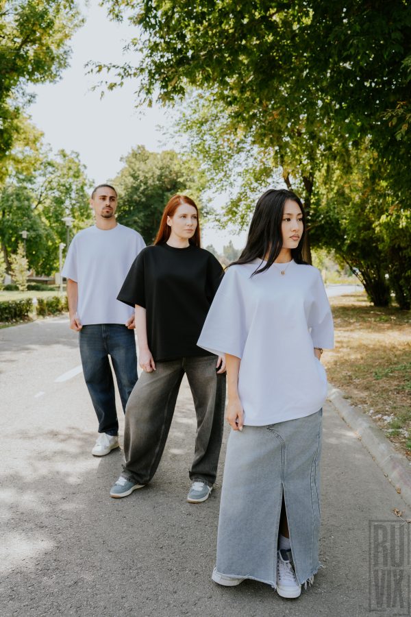 Tricouri personalizate, Tricou Personalizat Relaxed Fit Unisex - 100% Bumbac Organic , ruvix.ro