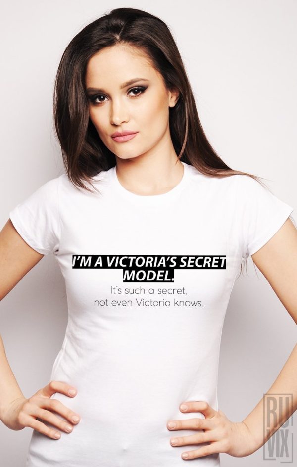 Tricouri cu Mesaje, Tricou I'm a Model, ruvix.ro